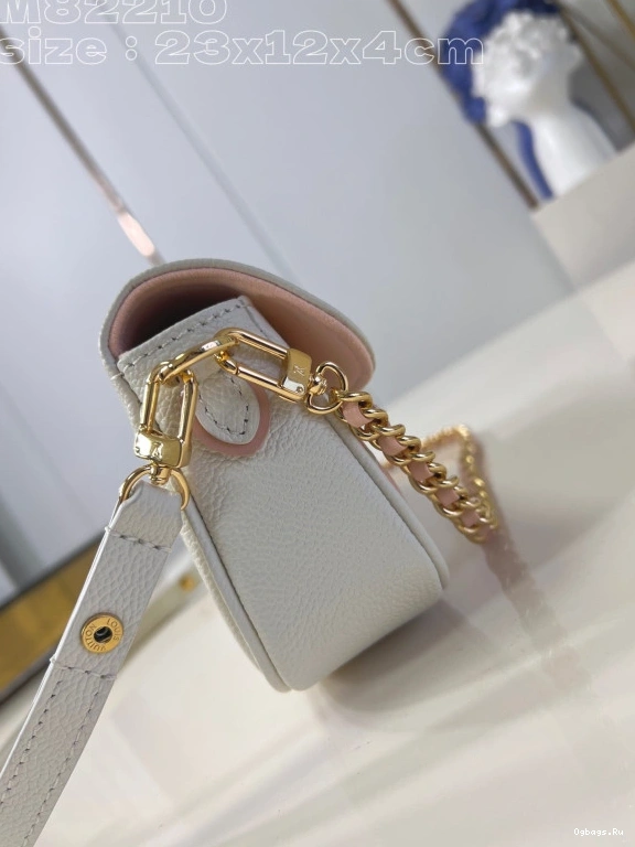 VUITTON Wallet Ivy-23.5*12*4.3cm on Chain LOUIS 0701